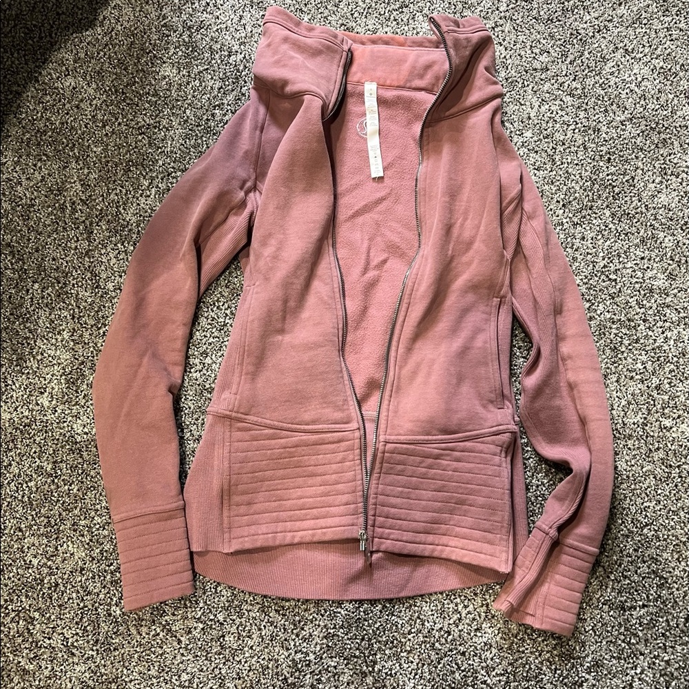Lulu lemon radiant jacket with bleach stain. 8.